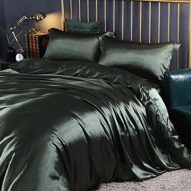 Premium Zijde/Satijnen Beddengoed (4 Stuks)-Home Decor-Calora-Smaragdgroen-150cm hoeslaken + Dekbed 200x 230cm + 2x kussensloop-Calora