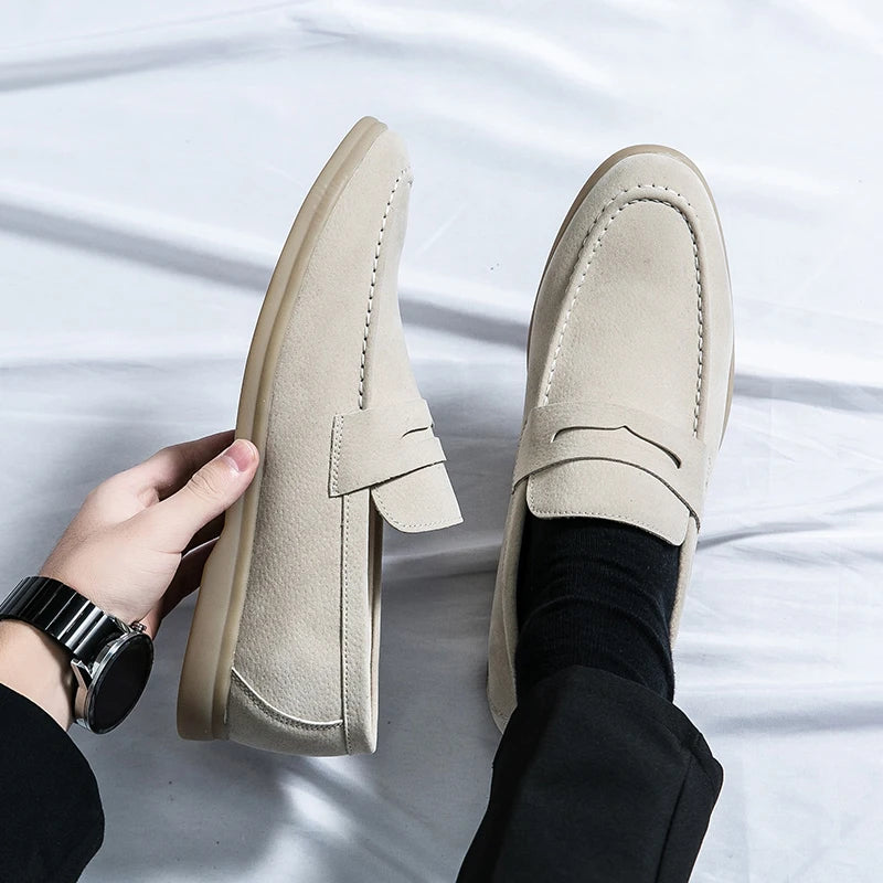 Raffaele | Luxueuze Suède Loafers - heren instappers-Loafers-Calora-Khaki-38-Calora