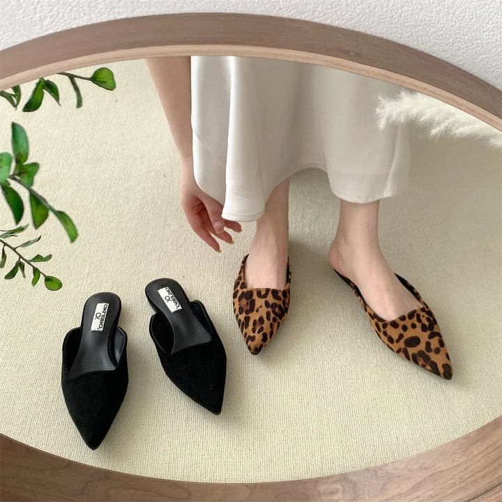 Renelle | Elegante Muiltjes met Luipaardprint-Muiltjes-Calora-Zwart (lage hak)-35-Calora