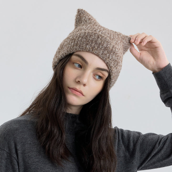 Cappello beanie lavorato a maglia con orecchie da gatto da donna