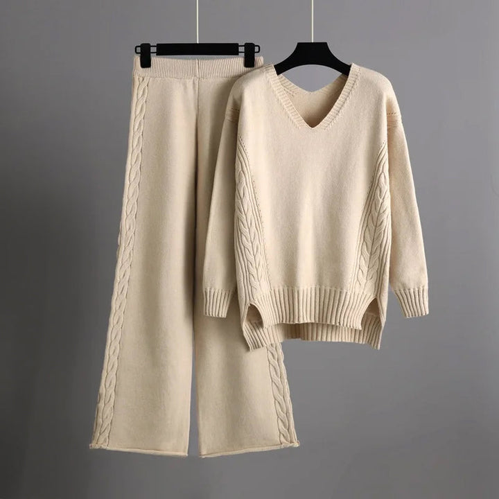 Set van gebreide trui met V-hals en wijde broek voor dames-Sets & Pakken-Calora-Paars-Eén maat-Calora