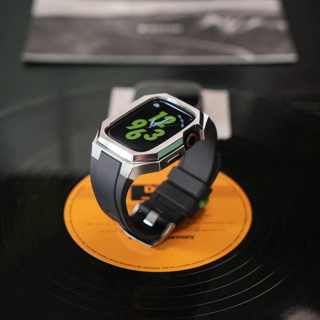 CALORA_ Smartpulse - Roestvrijstalen Behuizing met Fluorrubberen Band voor Apple Watch