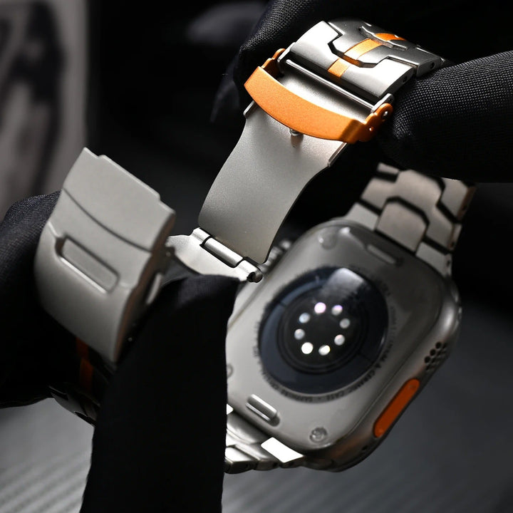 CALORA_ Stijlvolle Luxe Titanium Apple Watch Band - Geschikt voor Series 1-9 en Ultra