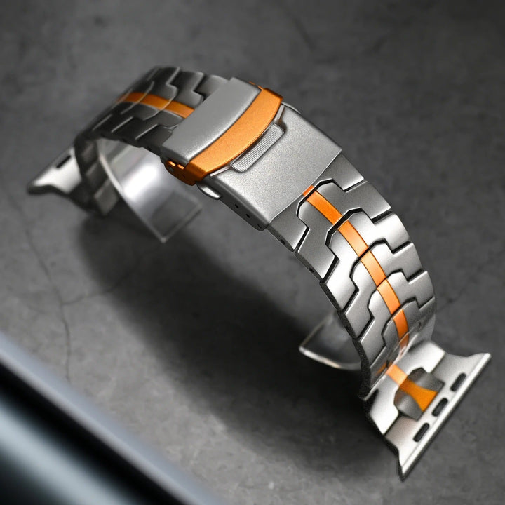 CALORA_ Stijlvolle Luxe Titanium Apple Watch Band - Geschikt voor Series 1-9 en Ultra