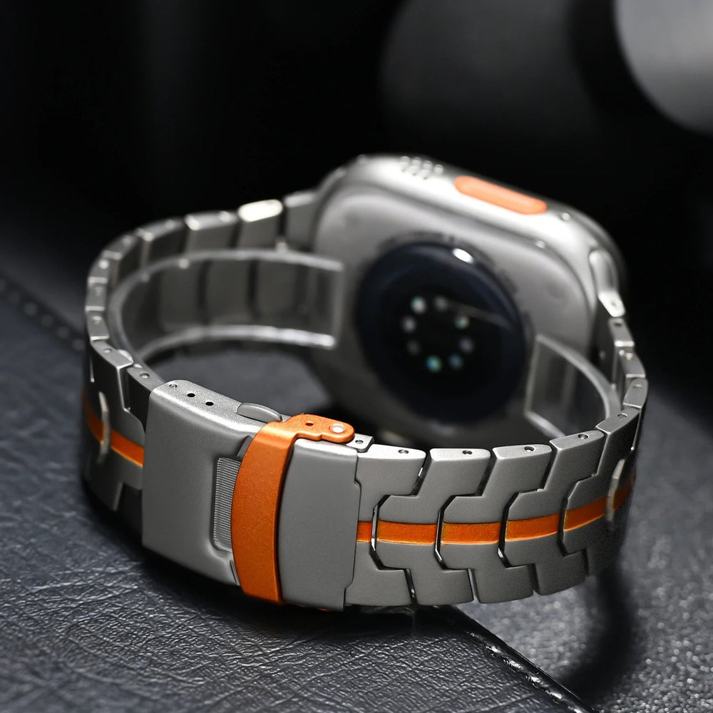 CALORA_ Stijlvolle Luxe Titanium Apple Watch Band - Geschikt voor Series 1-9 en Ultra