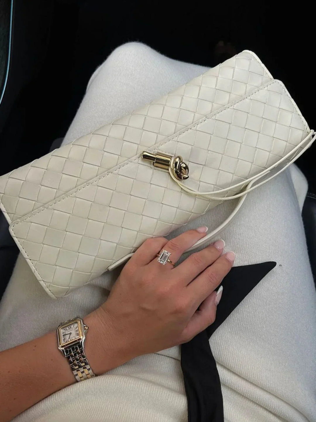 CALORA_ Stijlvolle Urban Crossbody Weef Schoudertas met Goudsluiting