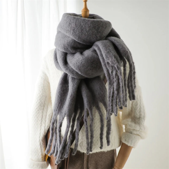 Velucci | Kasjmier Warmte Winter Sjaal Met Grote Kwasten-Home Decor-Calora-Grijs-Calora