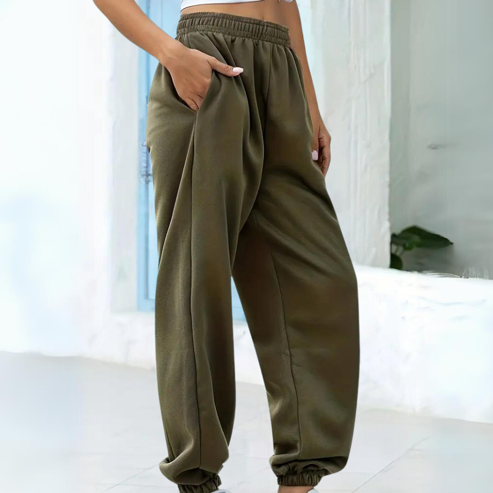 Velvetta | Relaxte Joggingbroek met Hoge Taille en Wijde Pijpen voor Dames-Joggingsbroek-Calora-Legergroen-S-Calora