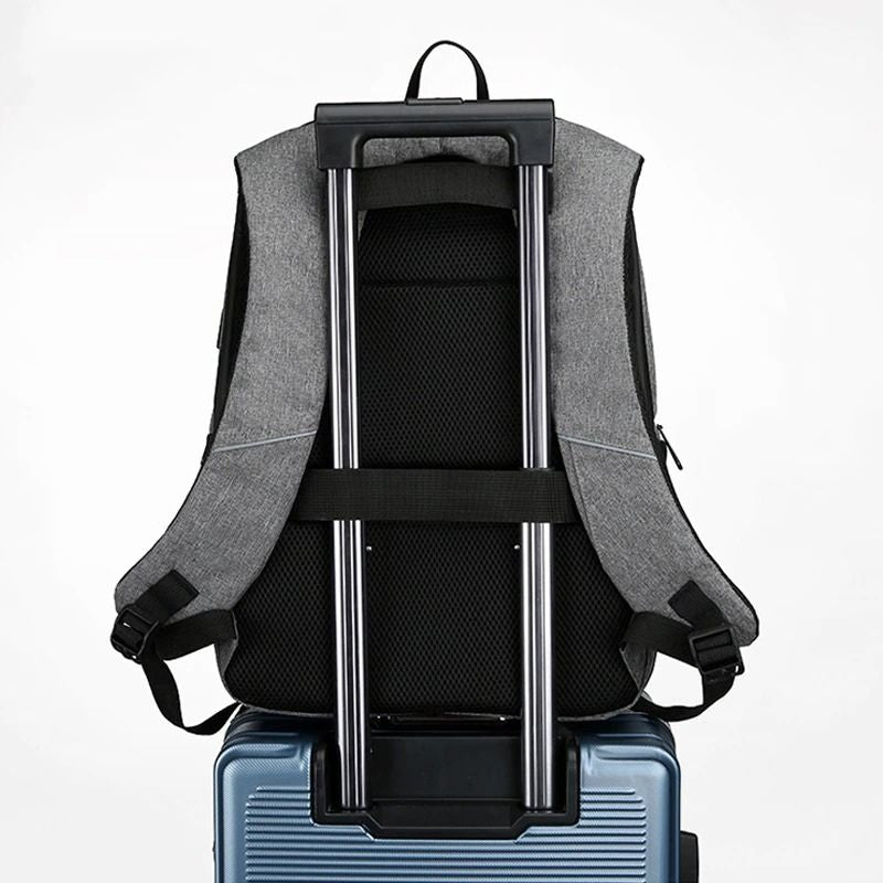 CALORA_ Waterafstotende Laptop Rugzak met USB Poort - Geschikt voor 15.6 inch Laptops