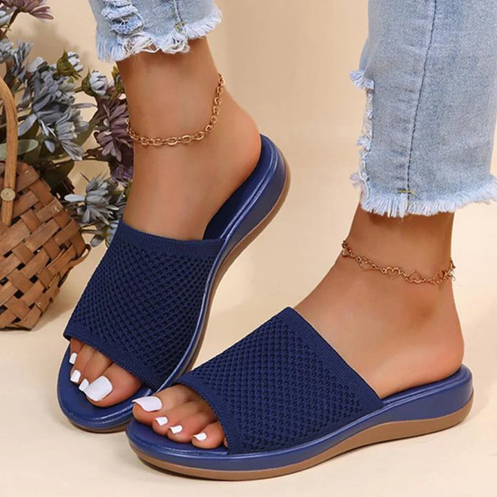 Zomer Slippers voor Dames met Zachte Mesh Bovenkant en Plat Design-Sandalen-Calora-Blauw-35-Calora